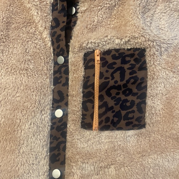 Pink lily color block leopard button down teddy coat zippered pocket - Picture 4 of 6